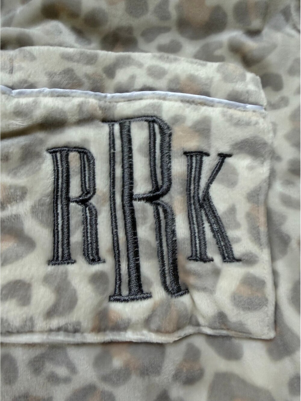 MarleyLilly Snow Leopard Print PJ Set - MONOGRAMED RKR - Small - Picture 2 of 6